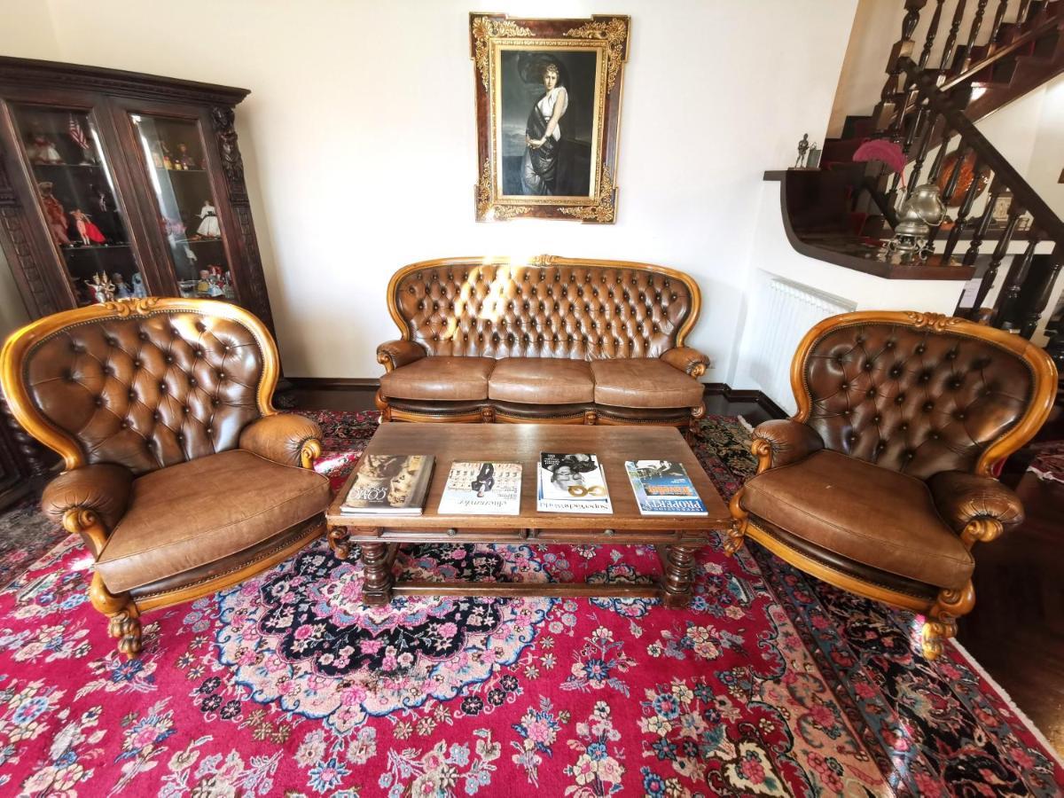 Elegant Historic Large House On Lake Como Appartement Gravedona Buitenkant foto