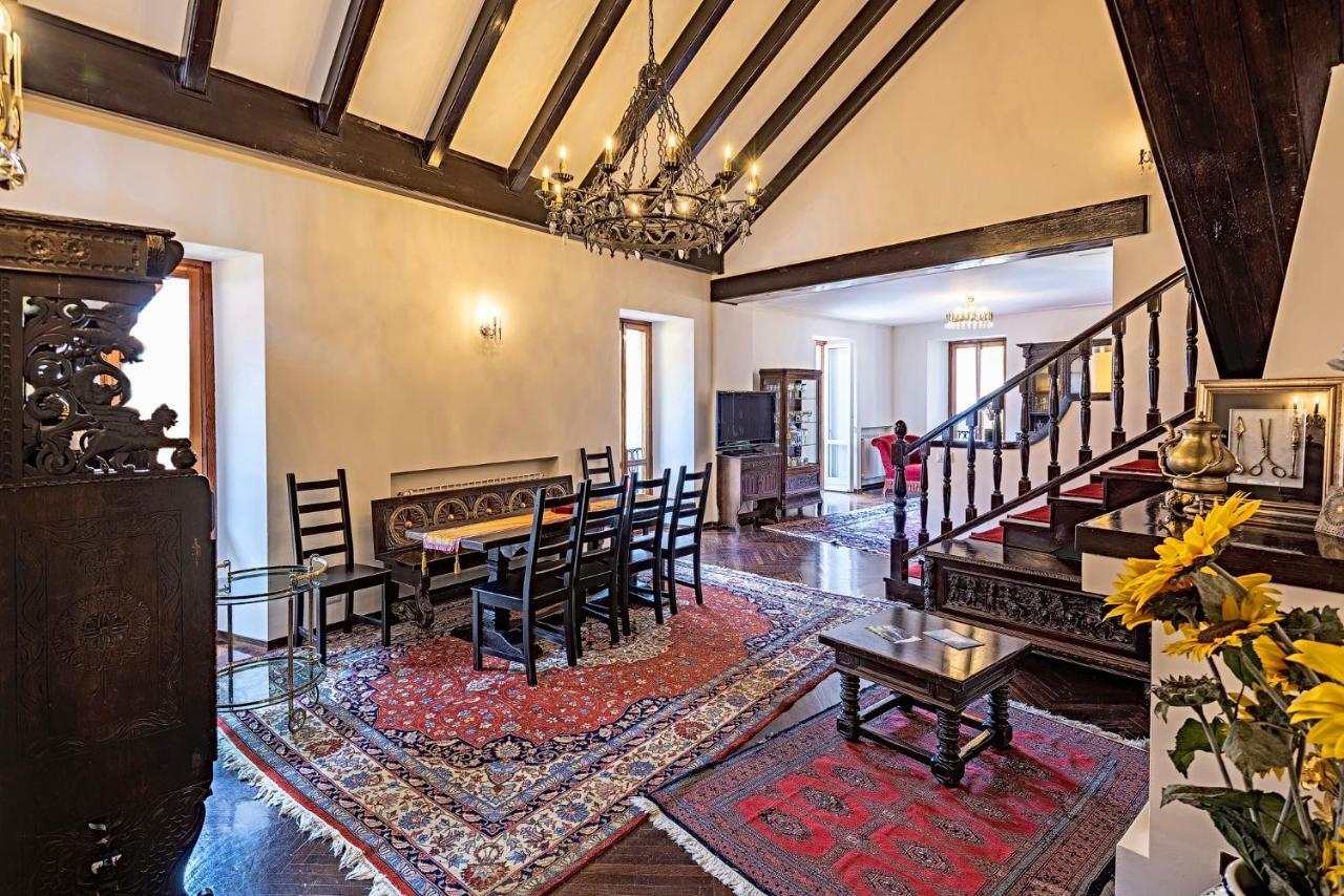 Elegant Historic Large House On Lake Como Appartement Gravedona Buitenkant foto